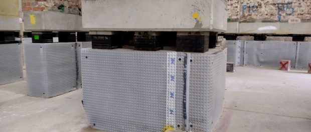 Structural isolation of existing building, Cambridge House